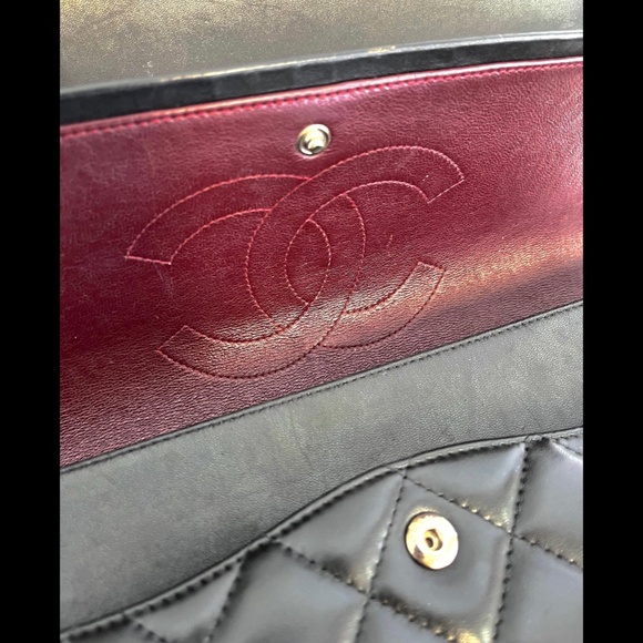 CHANEL CLASSIC MAXI DOUBLE FLAP HANDBAG - Picture 7 of 9